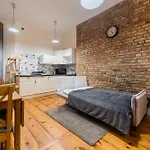 شقة Garbary With Mezzanine By Bookinghost *