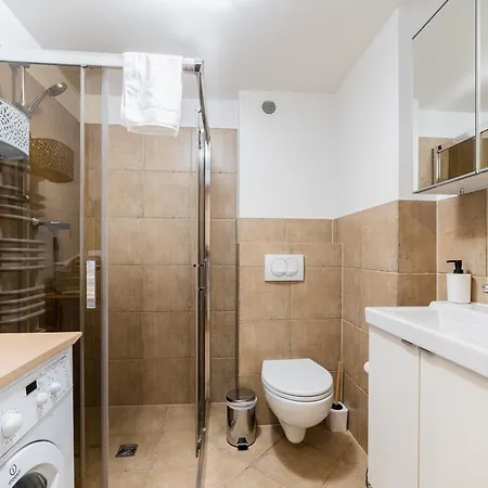 Апартаменты Garbary With Mezzanine By Bookinghost Познань